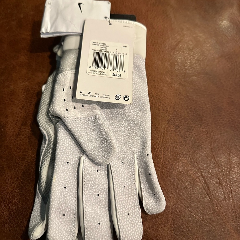 NWT Nike Unisex Batting Gloves